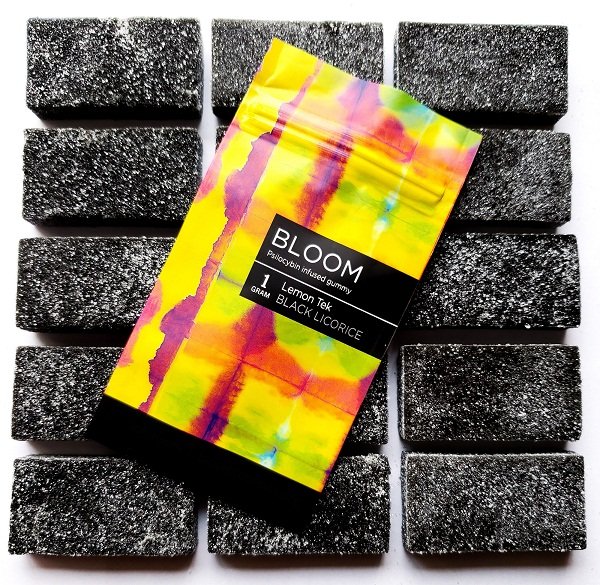 BLOOMroom-black-licorice